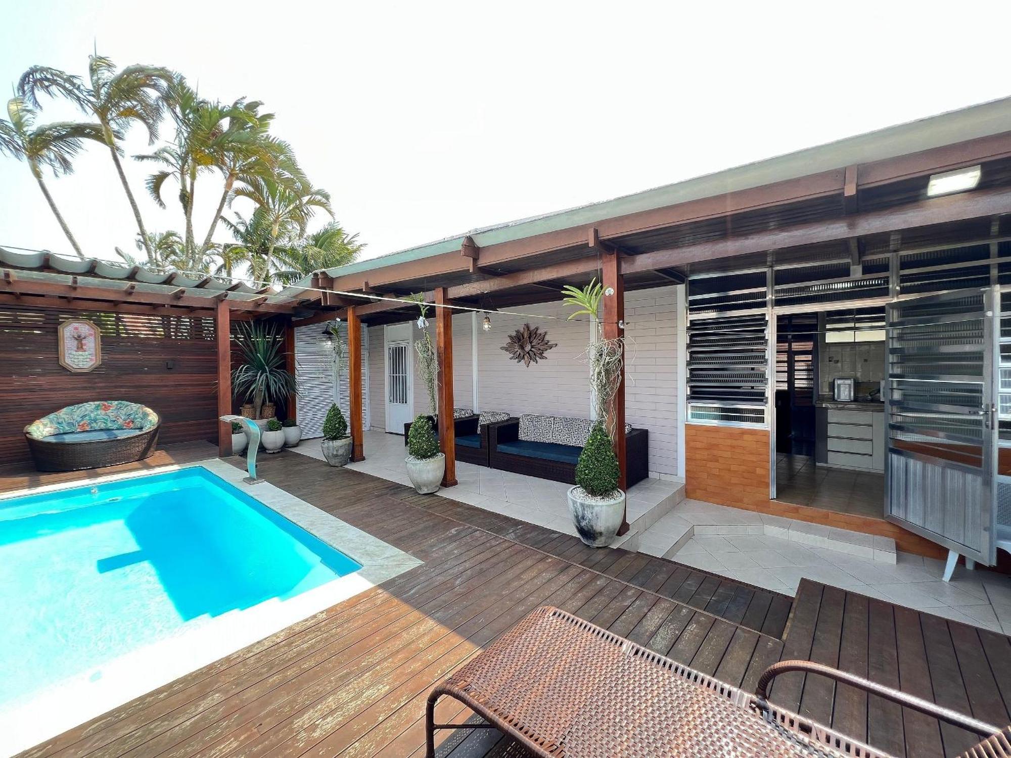 Casa Agradavel Com Piscina, A Poucos Passos Da Praia Peruíbe Extérieur photo