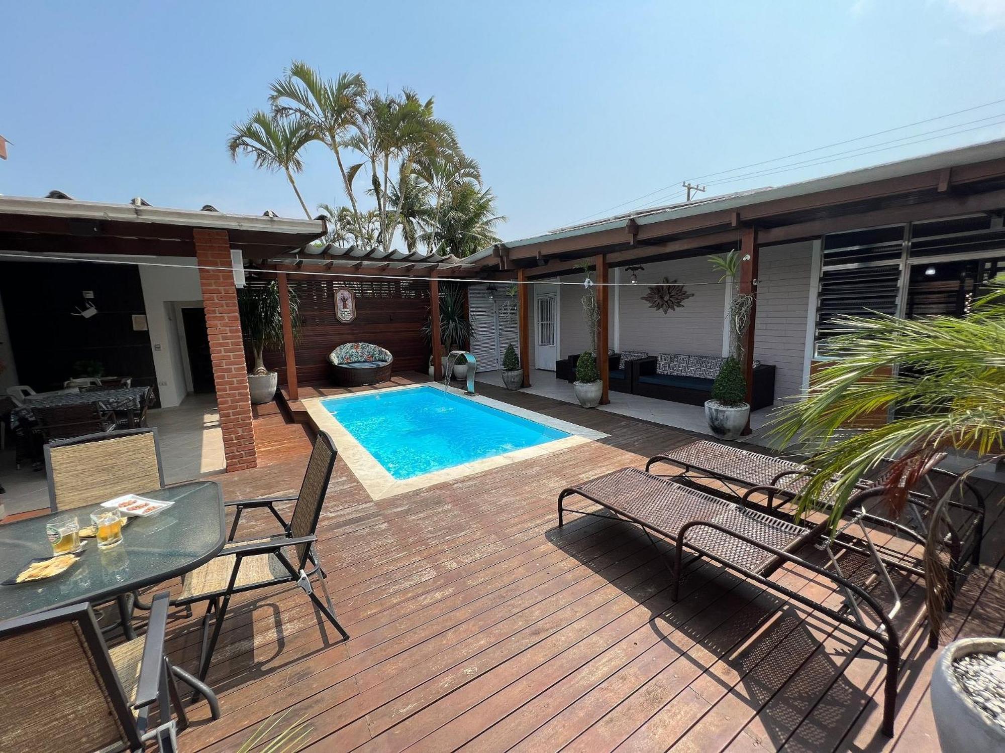 Casa Agradavel Com Piscina, A Poucos Passos Da Praia Peruíbe Extérieur photo