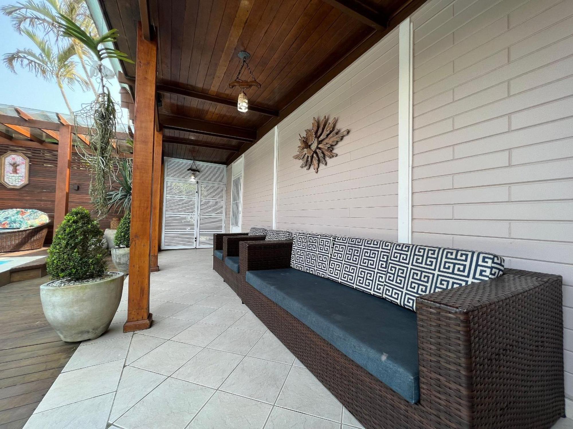 Casa Agradavel Com Piscina, A Poucos Passos Da Praia Peruíbe Extérieur photo