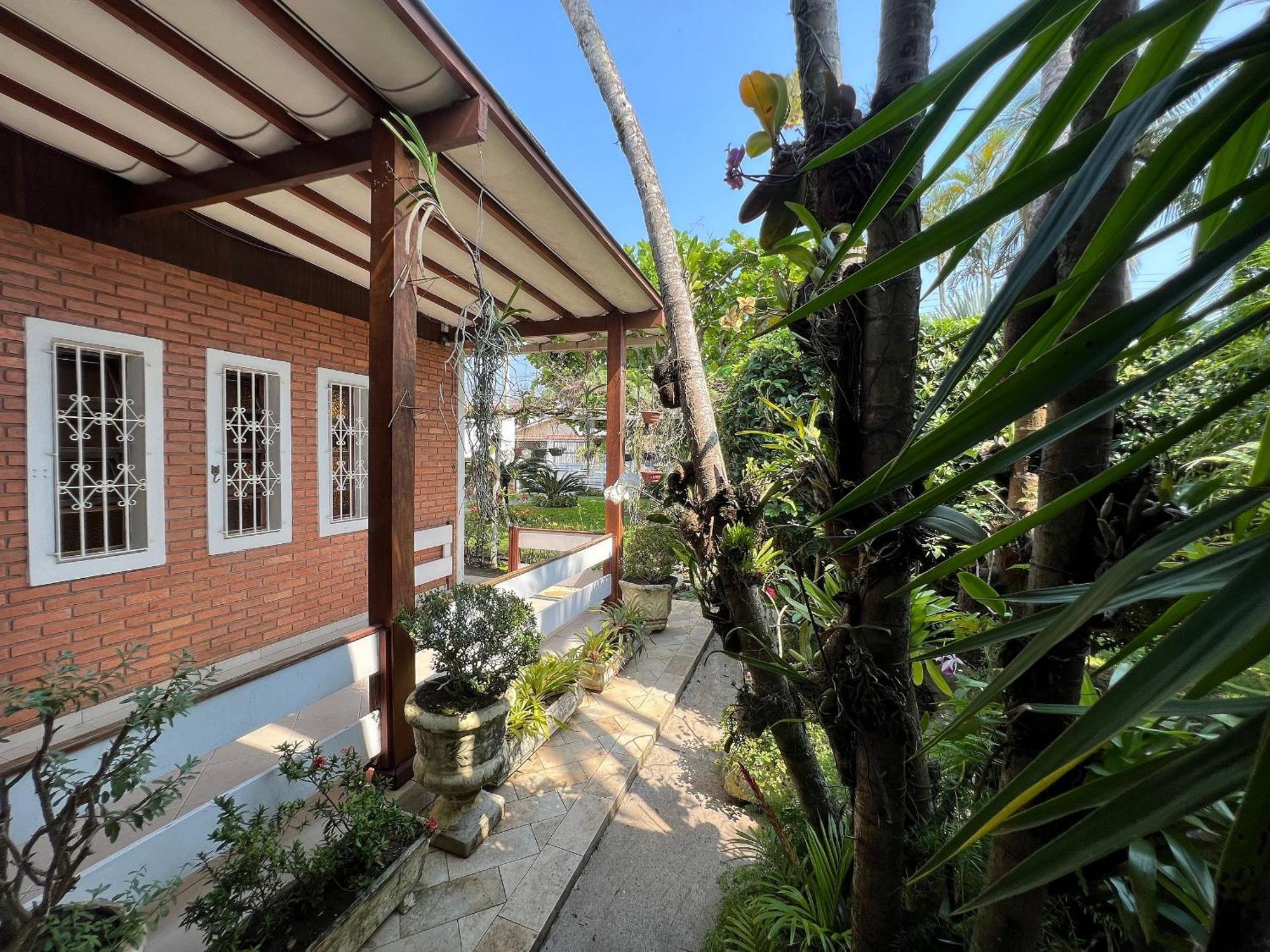 Casa Agradavel Com Piscina, A Poucos Passos Da Praia Peruíbe Extérieur photo