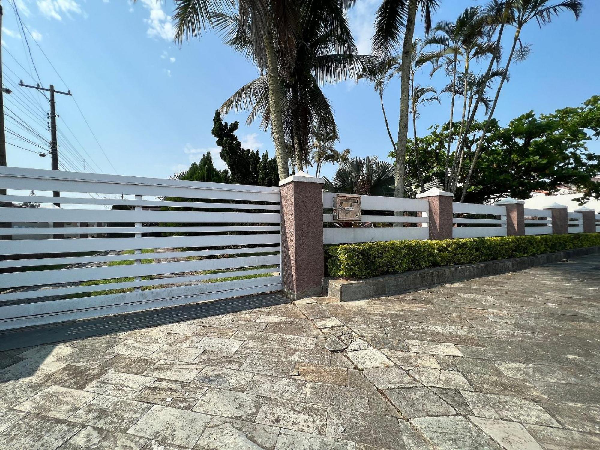 Casa Agradavel Com Piscina, A Poucos Passos Da Praia Peruíbe Extérieur photo