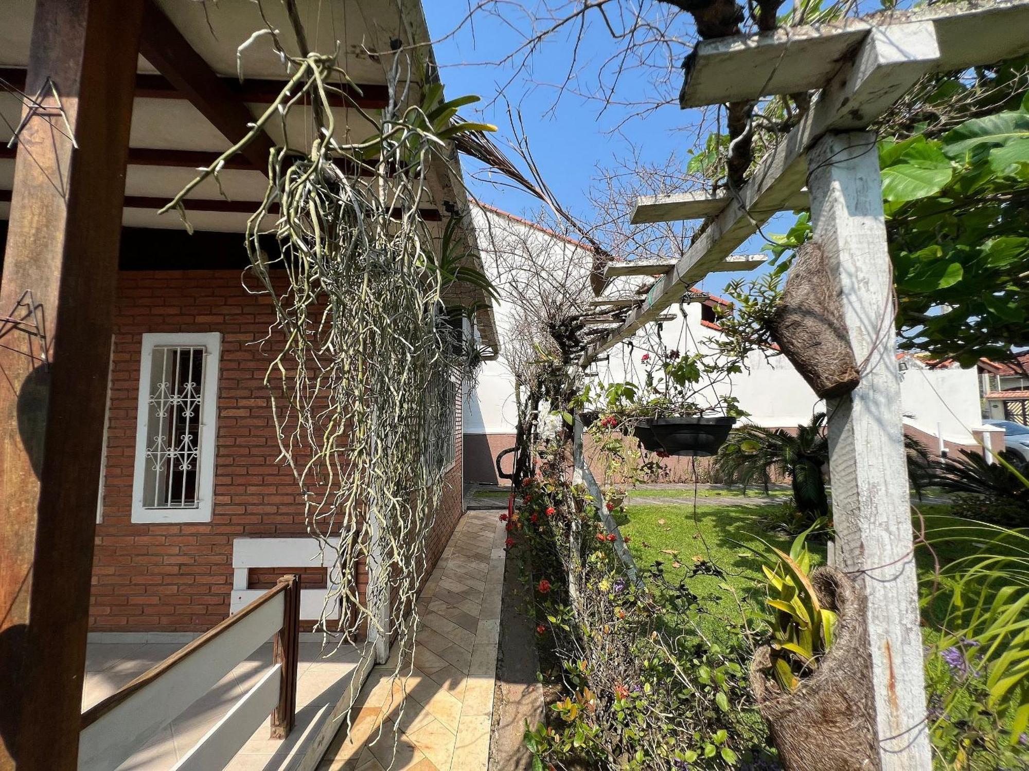 Casa Agradavel Com Piscina, A Poucos Passos Da Praia Peruíbe Extérieur photo